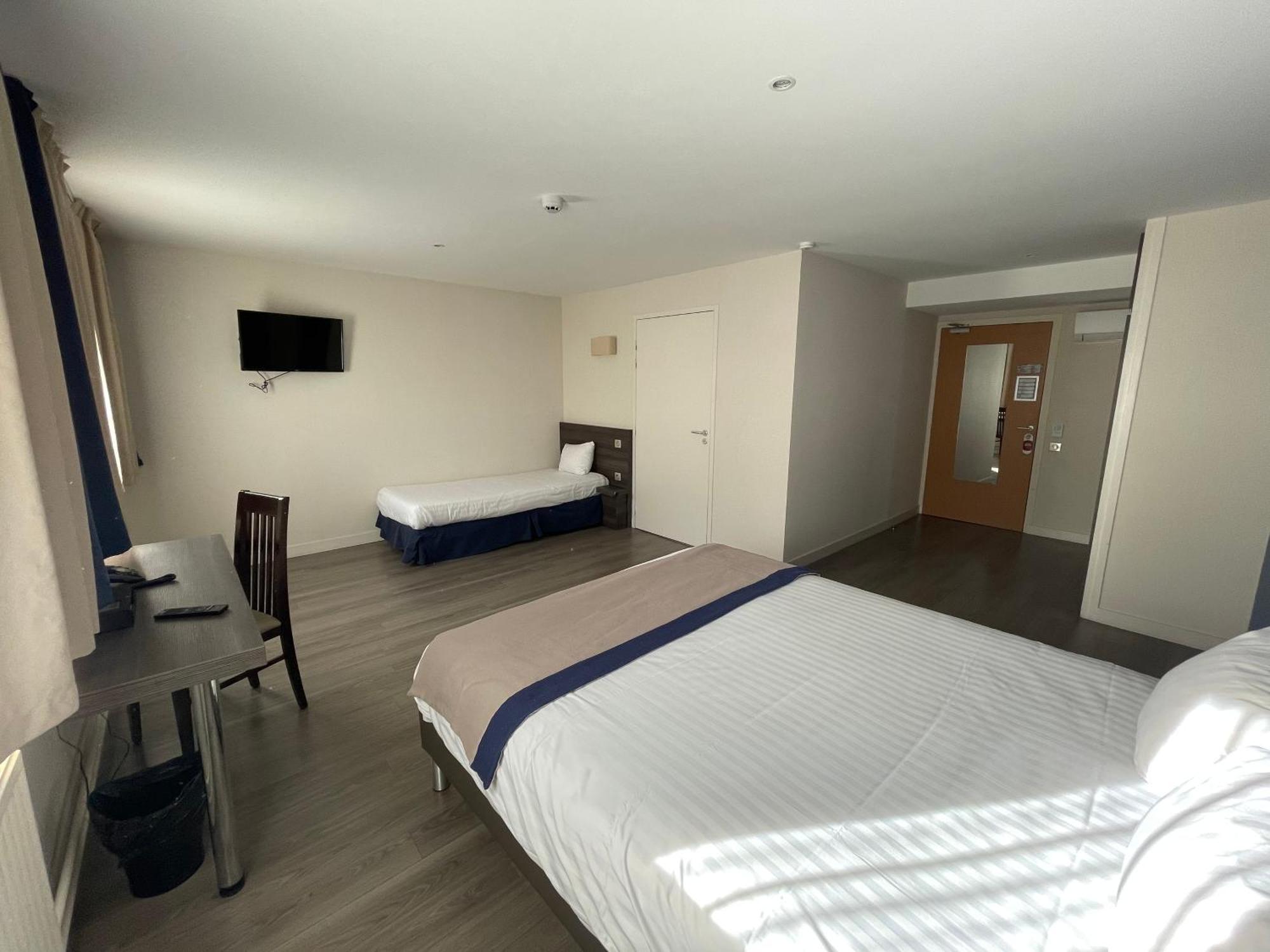 Hotel Valpre Écully Dış mekan fotoğraf